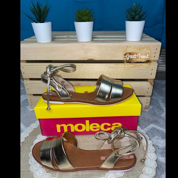 Moleca Women’s Gold Strappy Flat Sandals - Picture 5 of 8